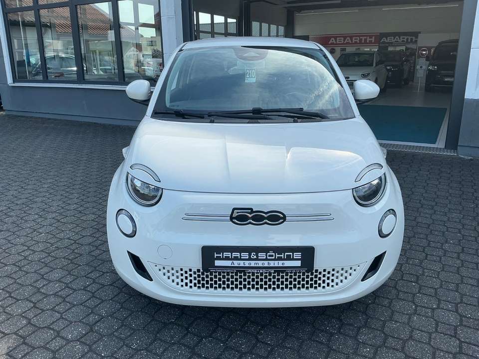 Fiat 500e - Imagem 8