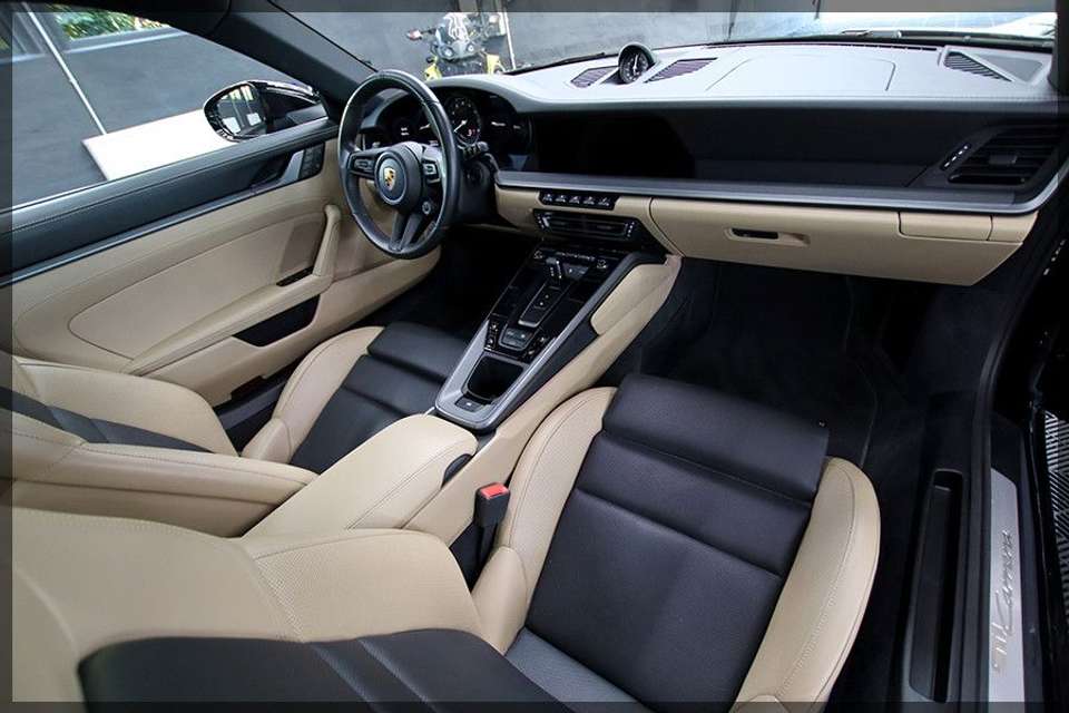 Porsche 911 - Imagem 12