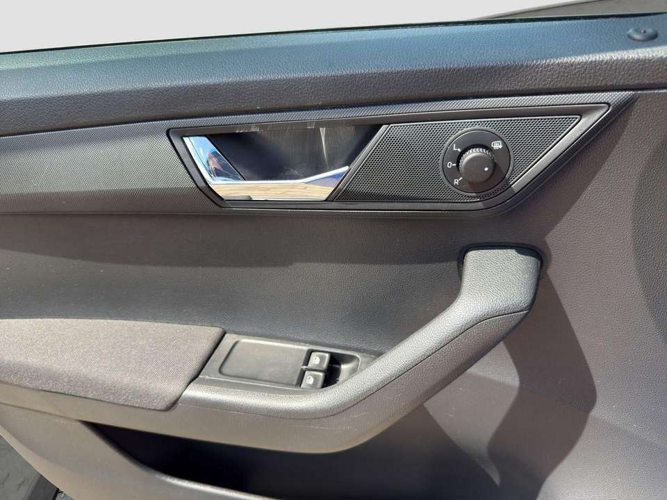 Skoda Fabia - Imagem 12