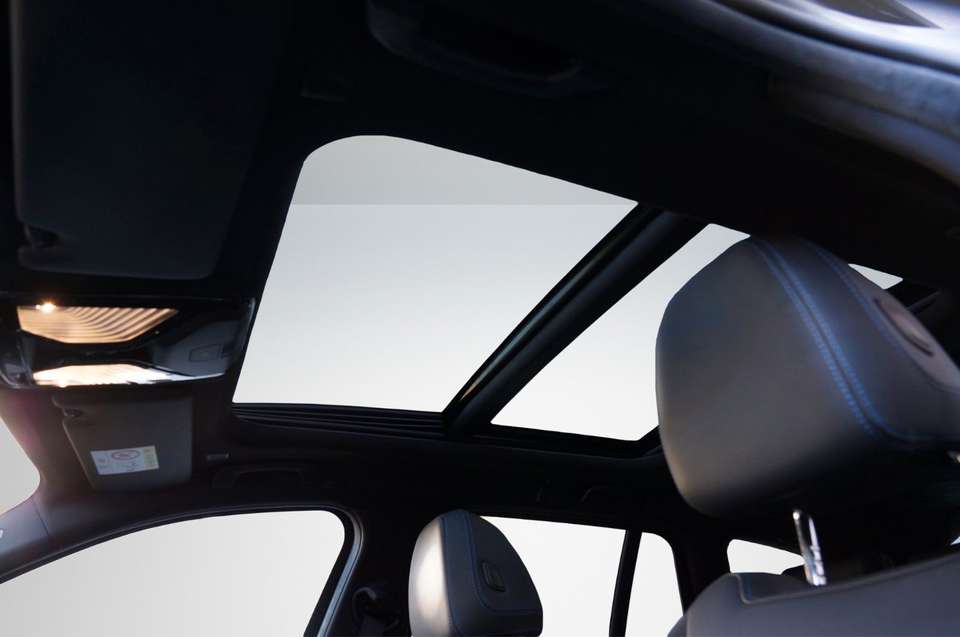 BMW 330 - Imagem 10