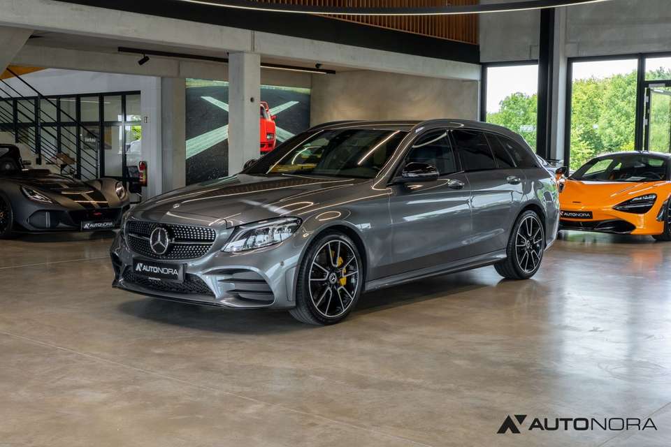 Mercedes-Benz C 300 - Imagem 1