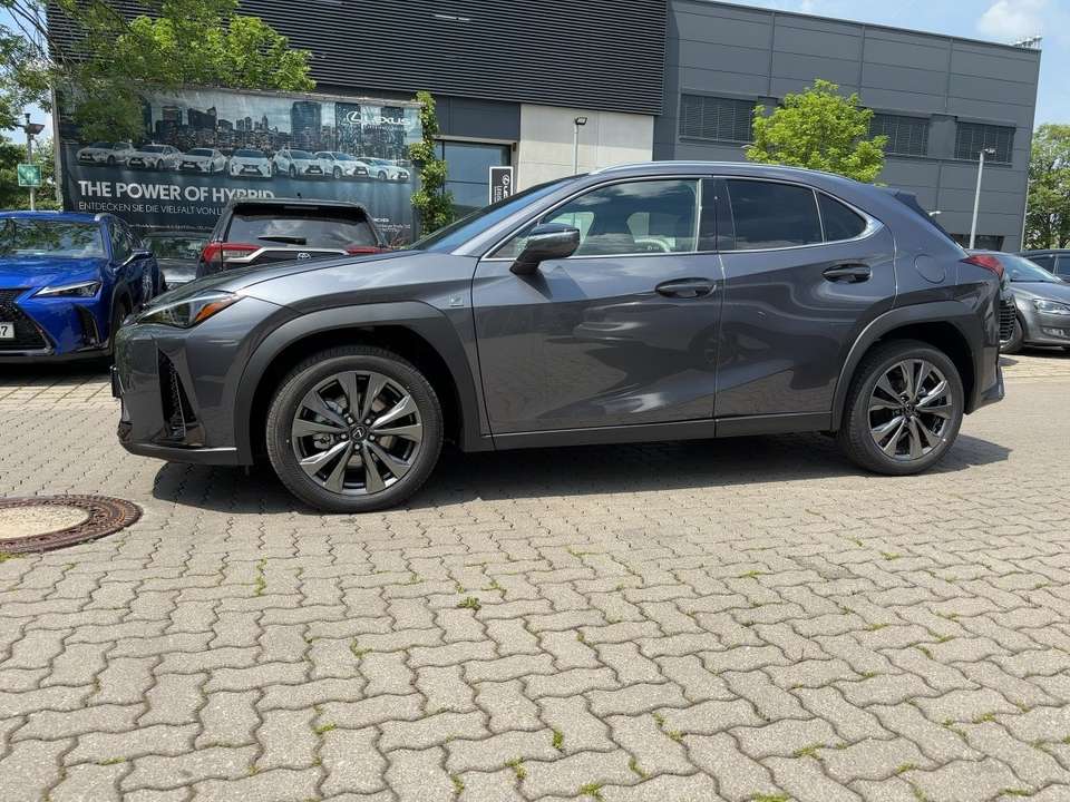 Lexus UX 300h - Imagem 2