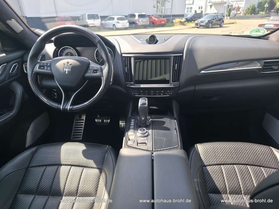 Maserati Levante - Imagem 8