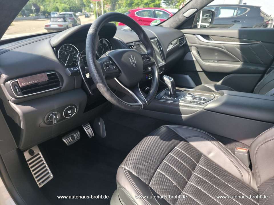 Maserati Levante - Imagem 9