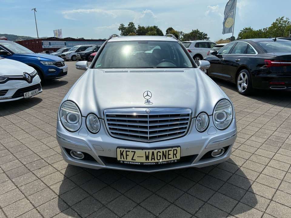 Mercedes-Benz E 280 - Imagem 5