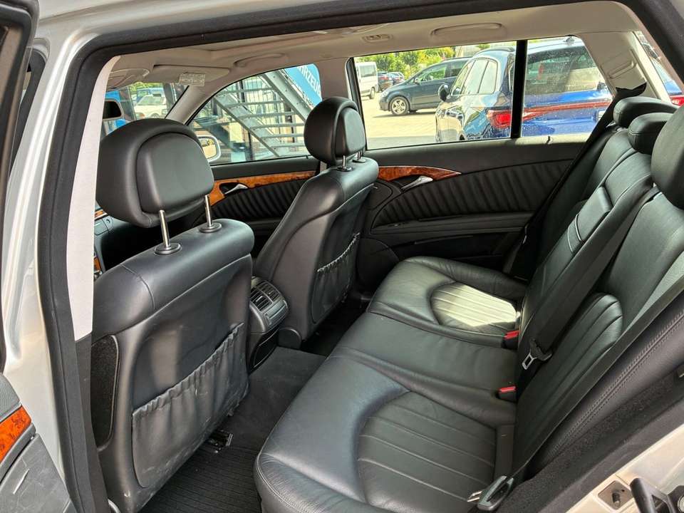 Mercedes-Benz E 280 - Imagem 14