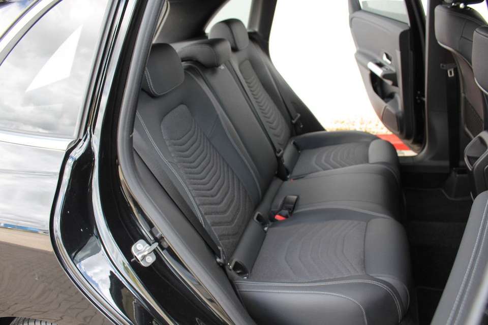 Mercedes-Benz B 180 - Imagem 11