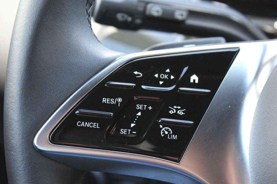 Mercedes-Benz B 180 - Imagem 12