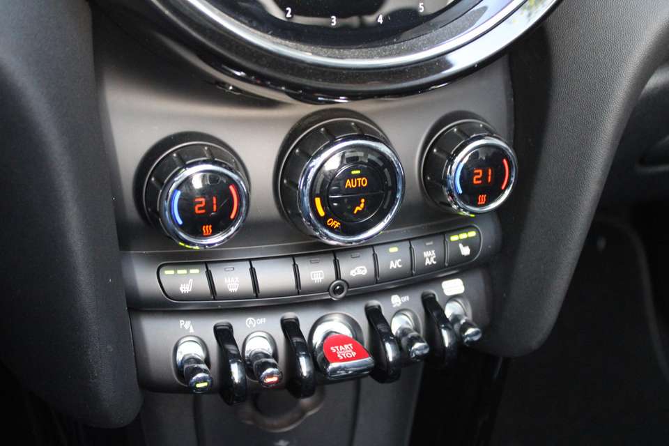 MINI Cooper Cabrio - Imagem 18