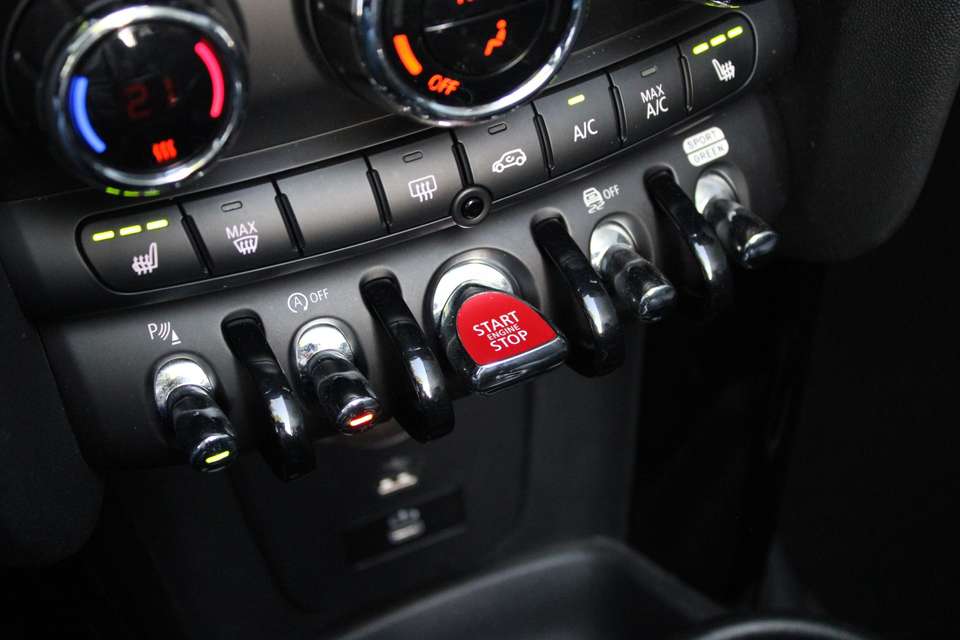 MINI Cooper Cabrio - Imagem 19