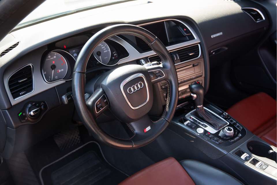 Audi S5 - Imagem 4