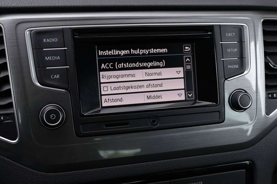 Volkswagen Golf Sportsvan - Imagem 15