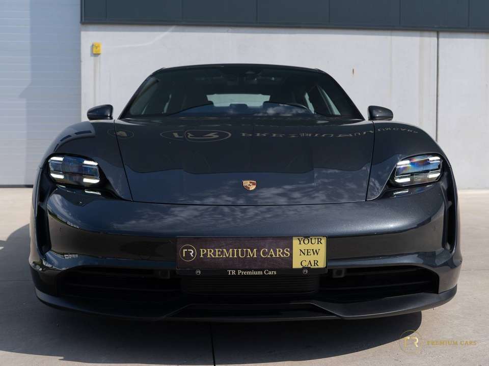 Porsche Taycan - Imagem 7
