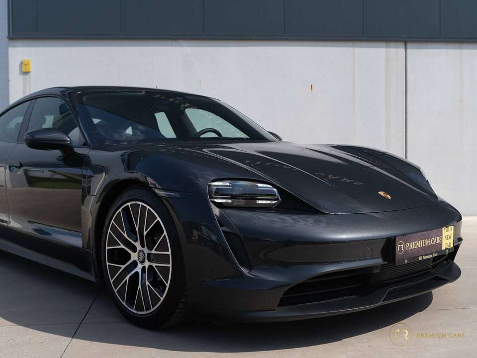 Porsche Taycan - Imagem 10