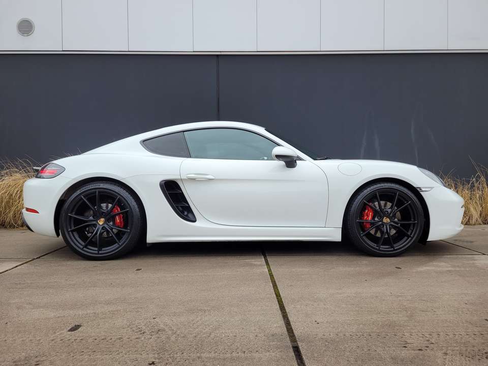 Porsche Cayman - Imagem 2
