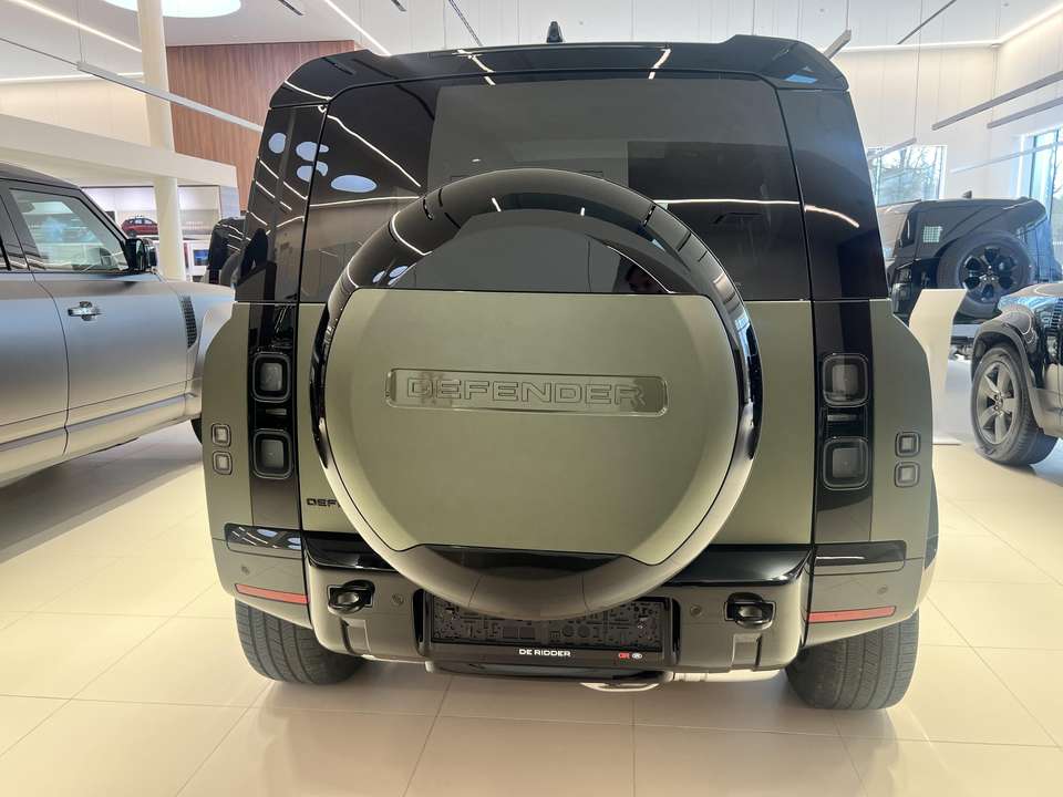 Land Rover Defender - Imagem 5