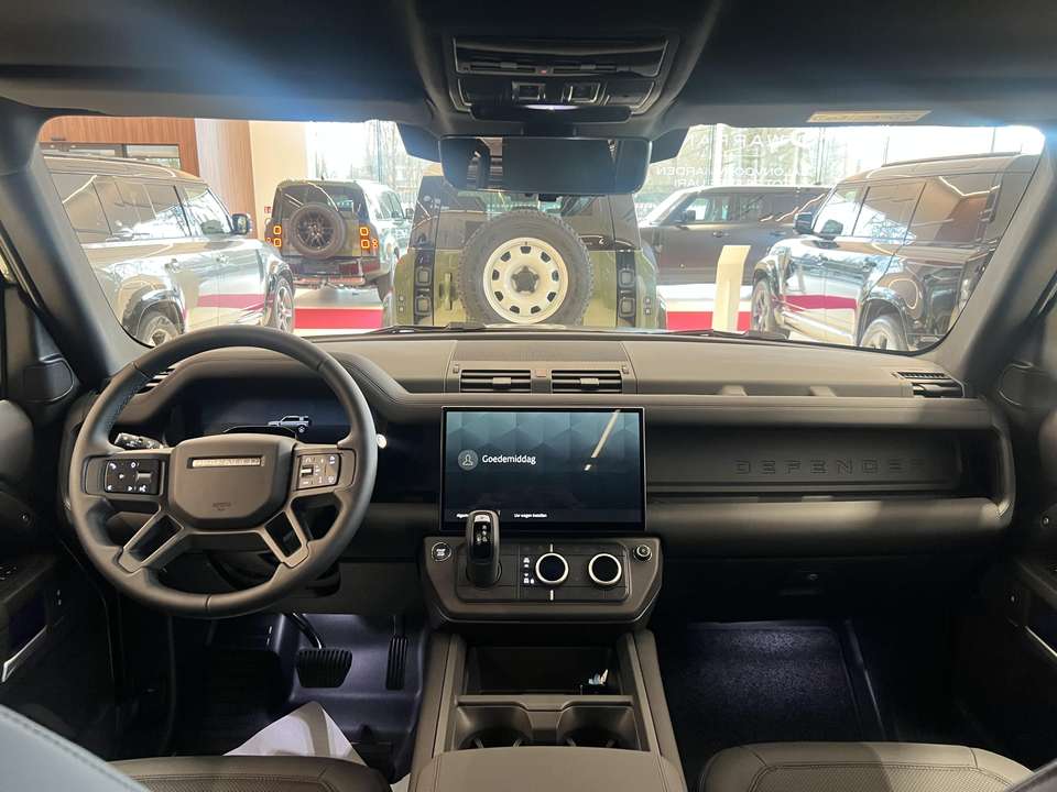 Land Rover Defender - Imagem 9