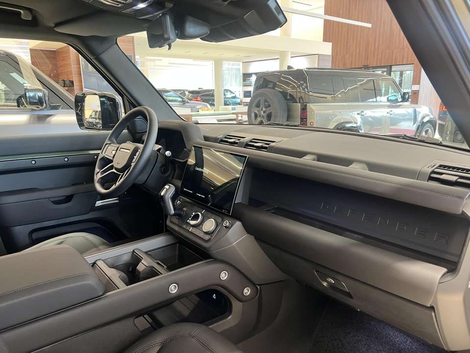 Land Rover Defender - Imagem 10