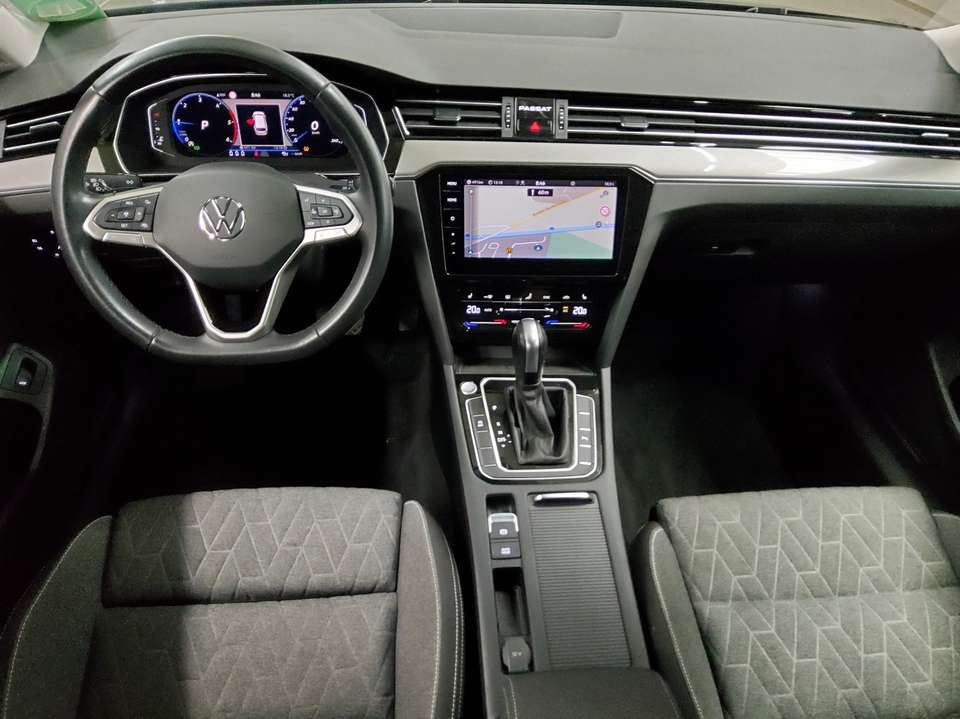 Volkswagen Passat Variant - Imagem 5
