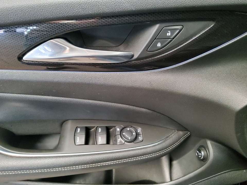 Opel Insignia - Imagem 9