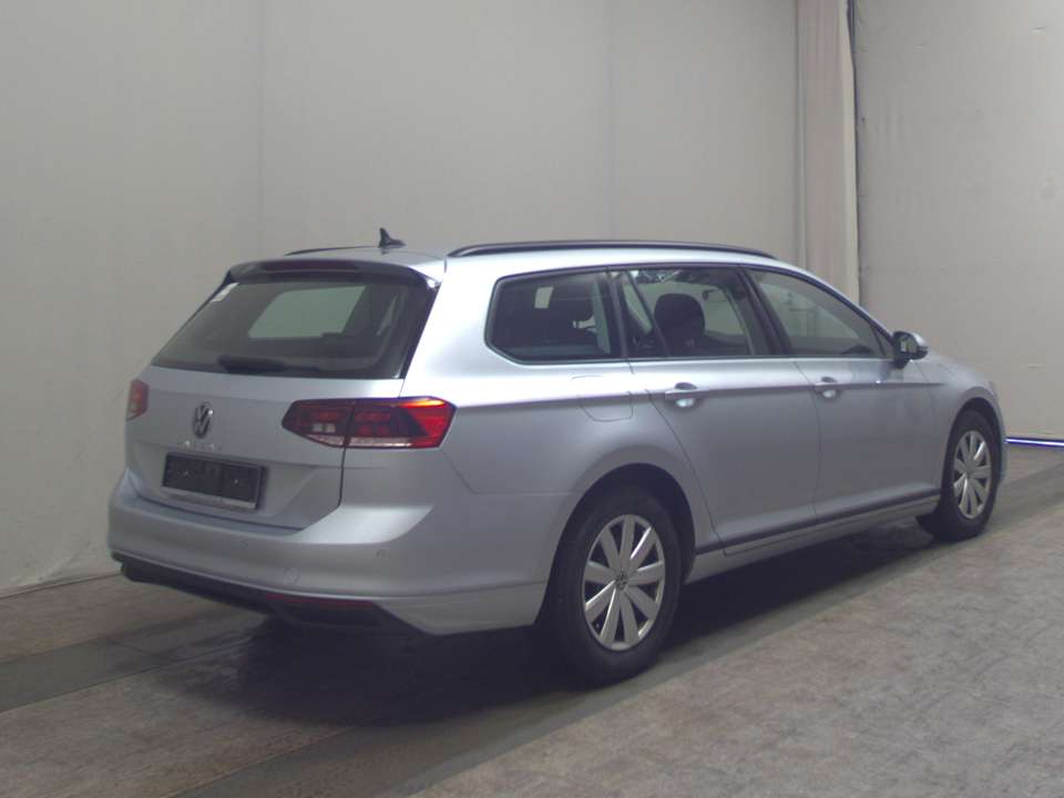 Volkswagen Passat Variant - Imagem 4