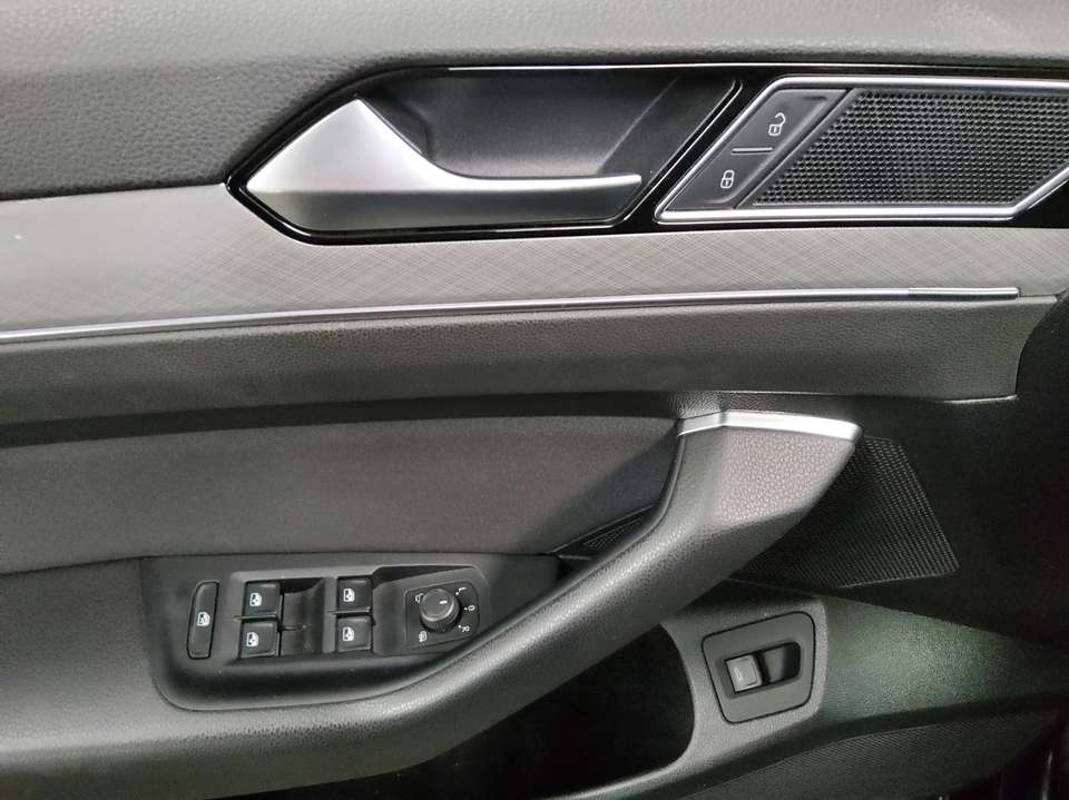 Volkswagen Passat Variant - Imagem 10