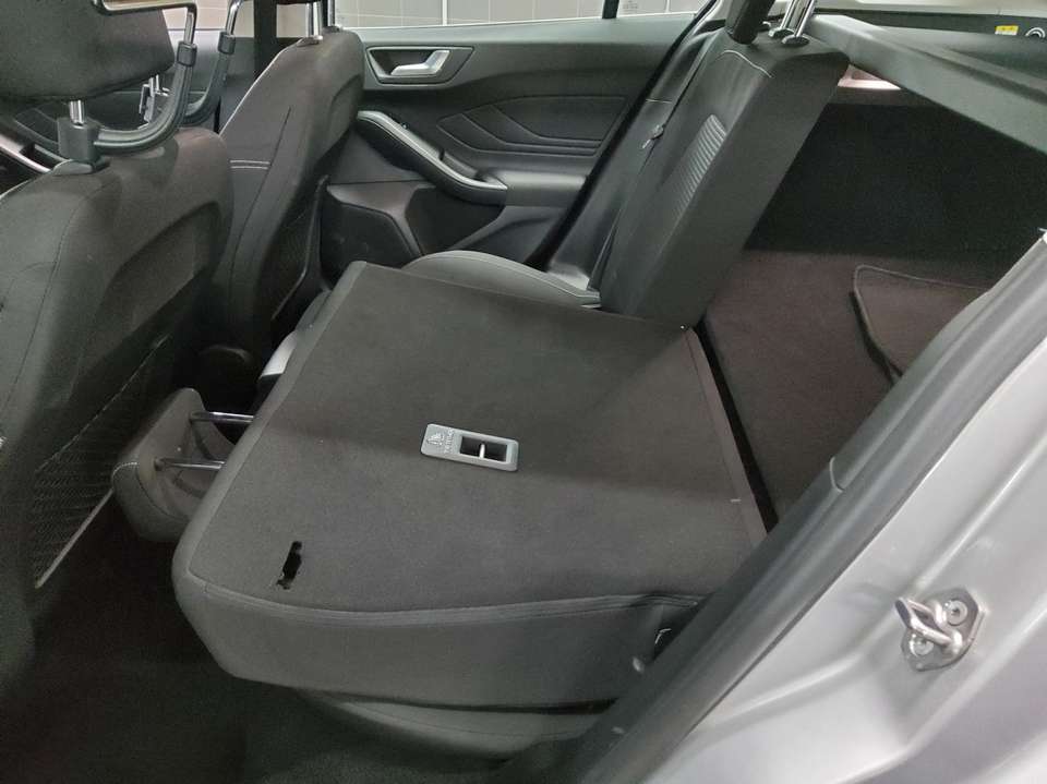 Ford Focus - Imagem 12