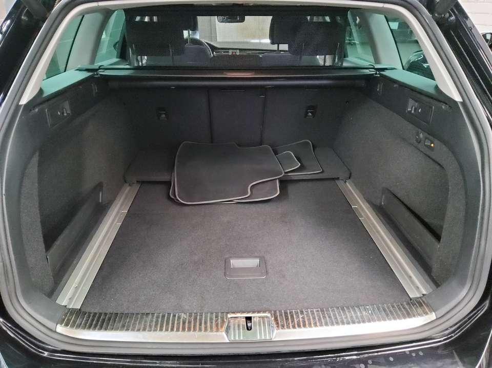 Volkswagen Passat Variant - Imagem 12