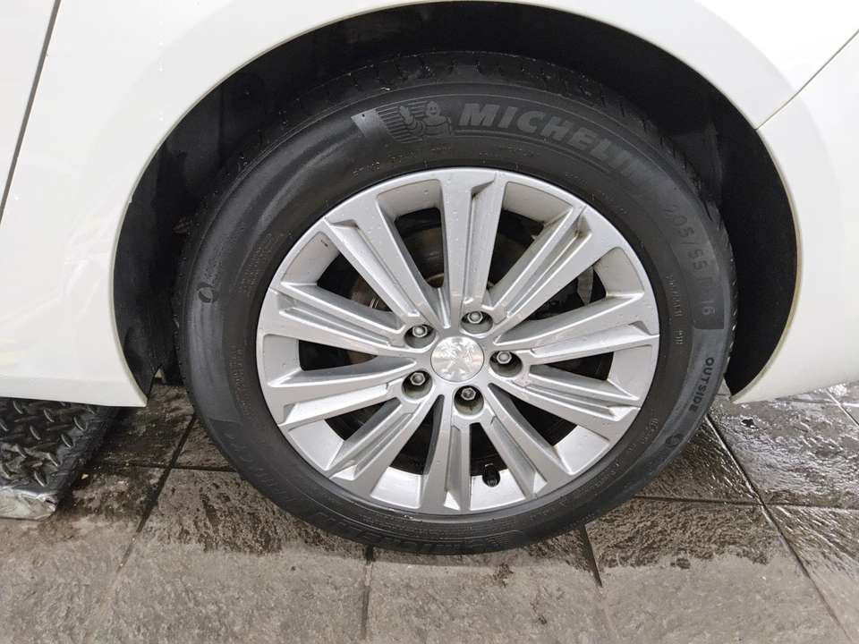 Peugeot 308 - Imagem 10