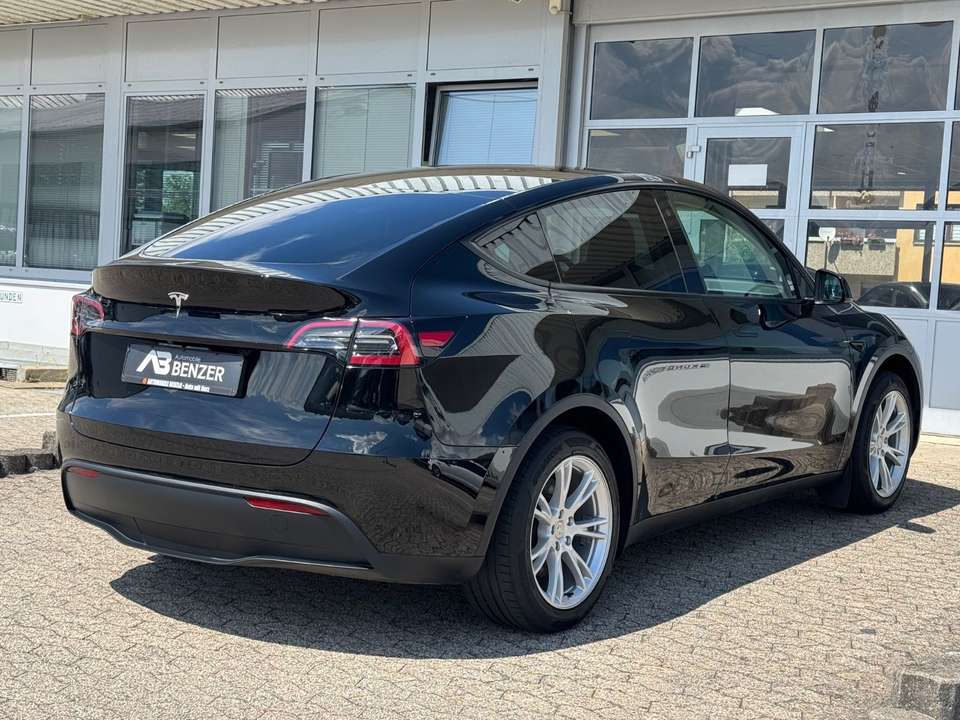 Tesla Model Y - Imagem 6