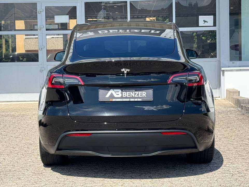 Tesla Model Y - Imagem 7