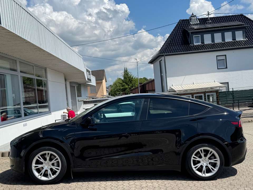 Tesla Model Y - Imagem 9