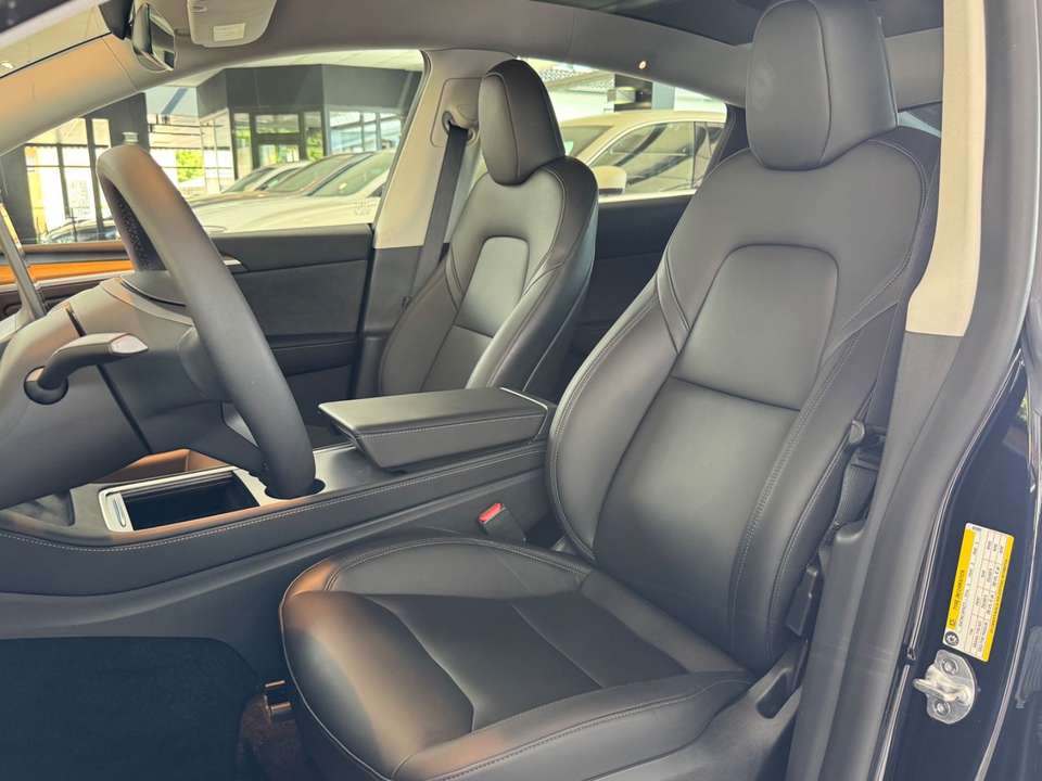 Tesla Model Y - Imagem 14