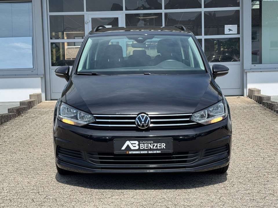 Volkswagen Touran - Imagem 2