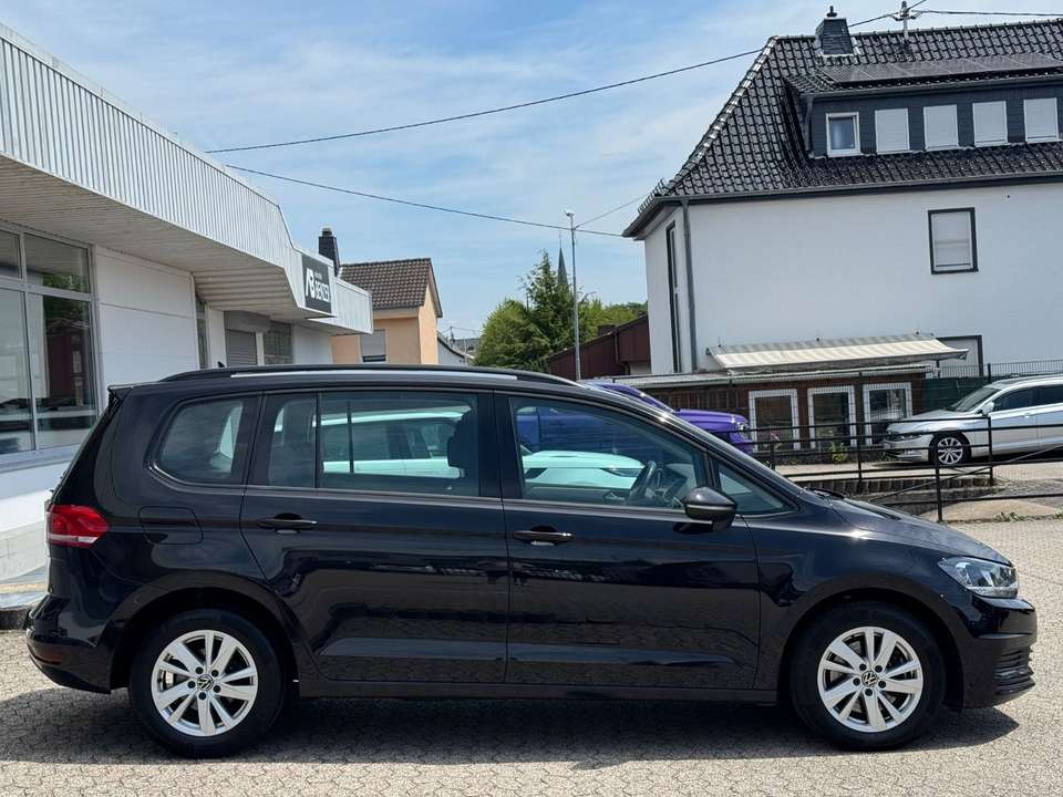 Volkswagen Touran - Imagem 4