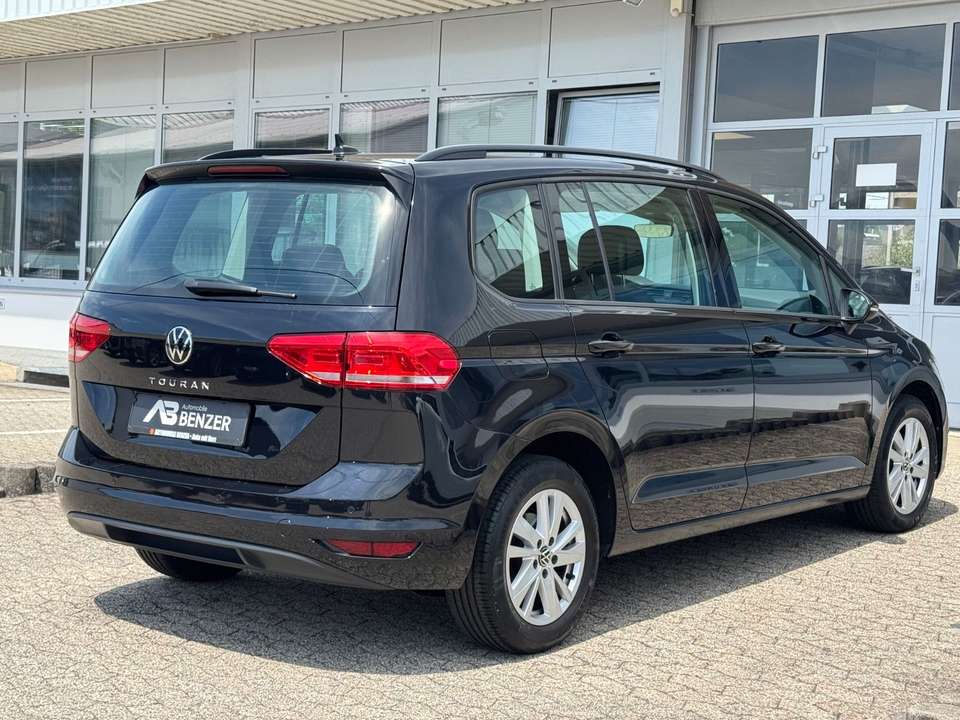 Volkswagen Touran - Imagem 5