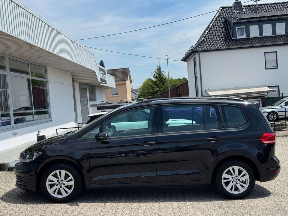 Volkswagen Touran - Imagem 8