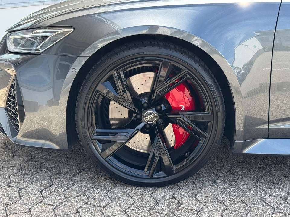Audi RS6 - Imagem 11