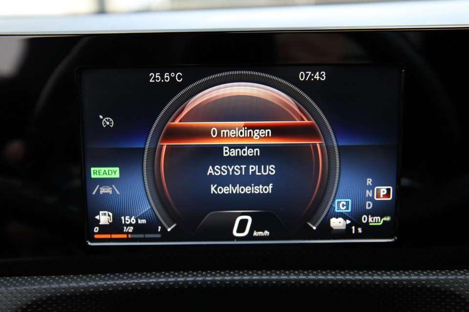 Mercedes-Benz CLA 250 - Imagem 13