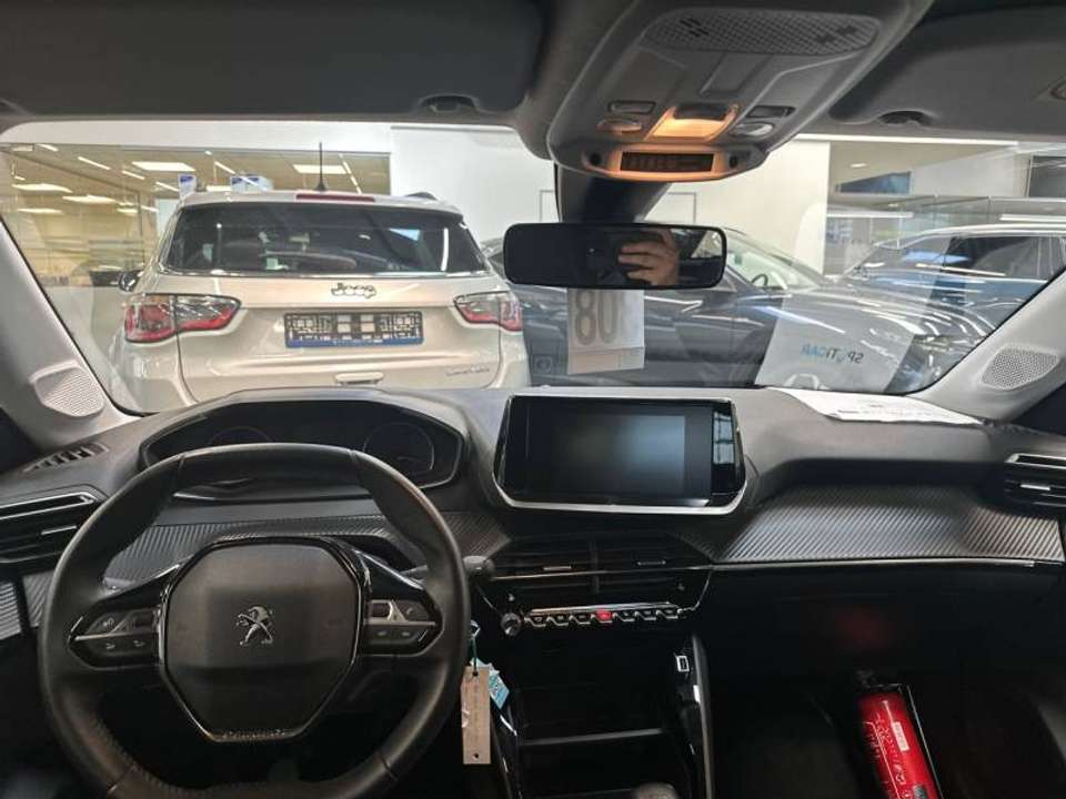 Peugeot 208 - Imagem 8