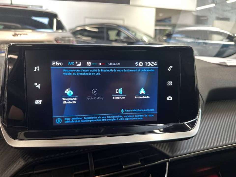 Peugeot 208 - Imagem 18