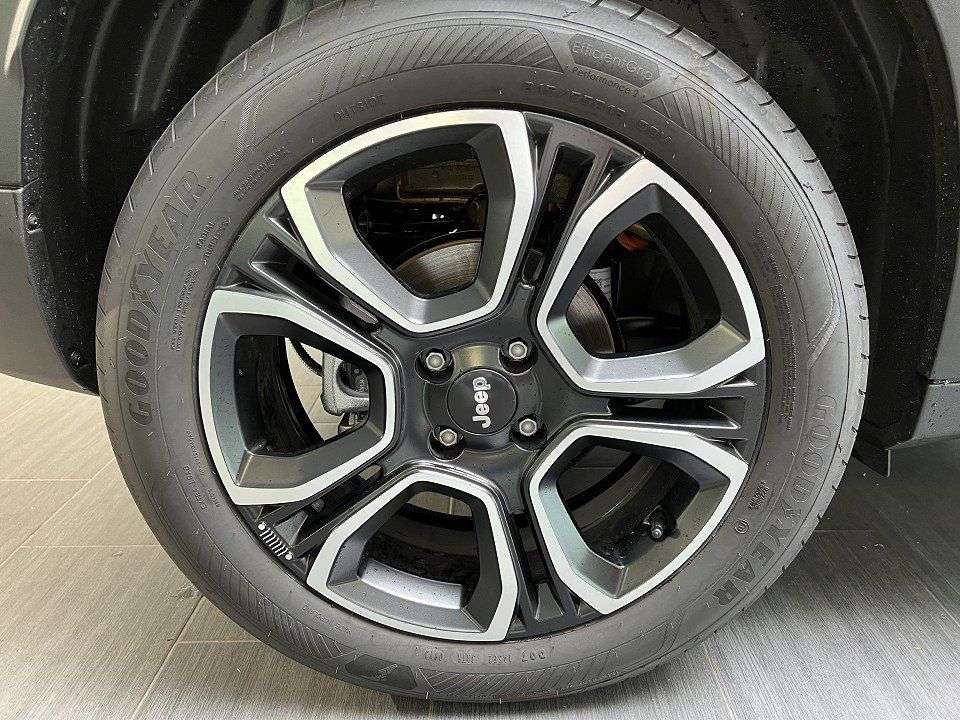 Jeep Avenger - Imagem 12
