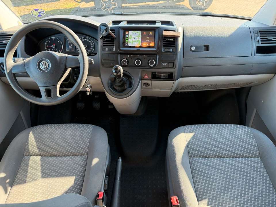 Volkswagen T5 Transporter - Imagem 10