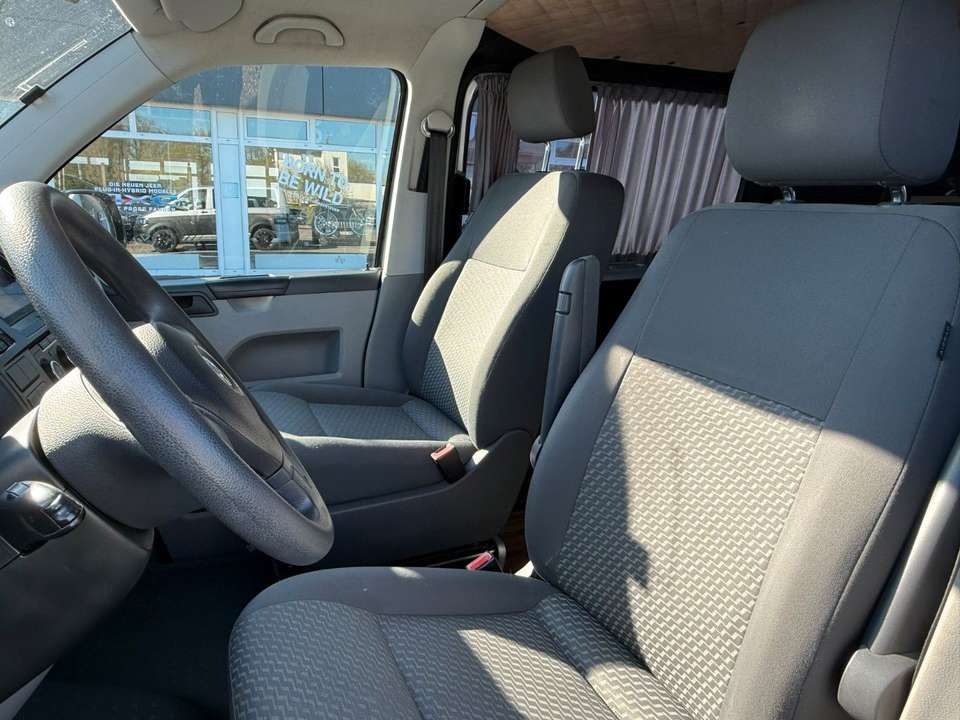 Volkswagen T5 Transporter - Imagem 13