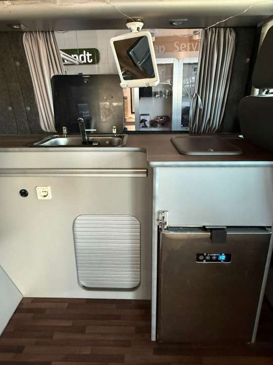 Volkswagen T5 Transporter - Imagem 15