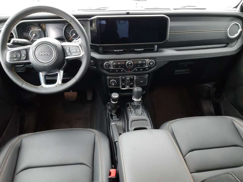 Jeep Wrangler - Imagem 8