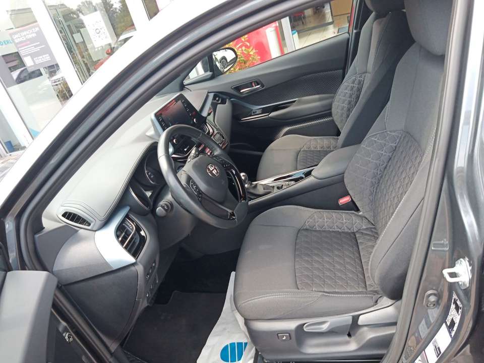 Toyota C-HR - Imagem 9