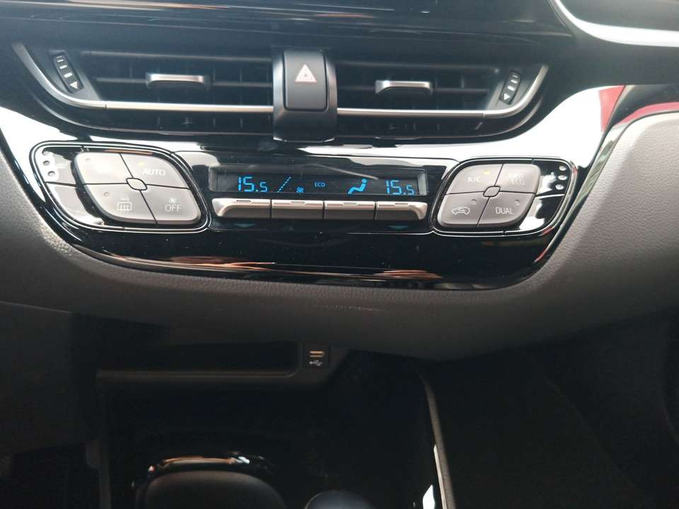 Toyota C-HR - Imagem 19