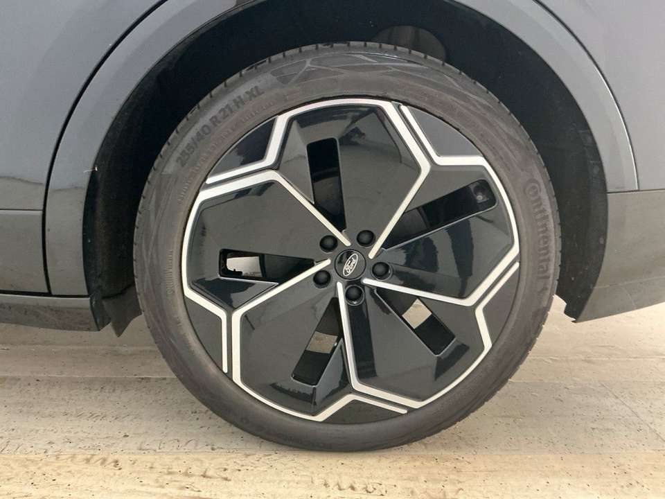 Car picture 6