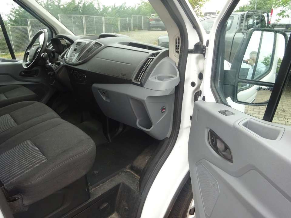 Car picture 11